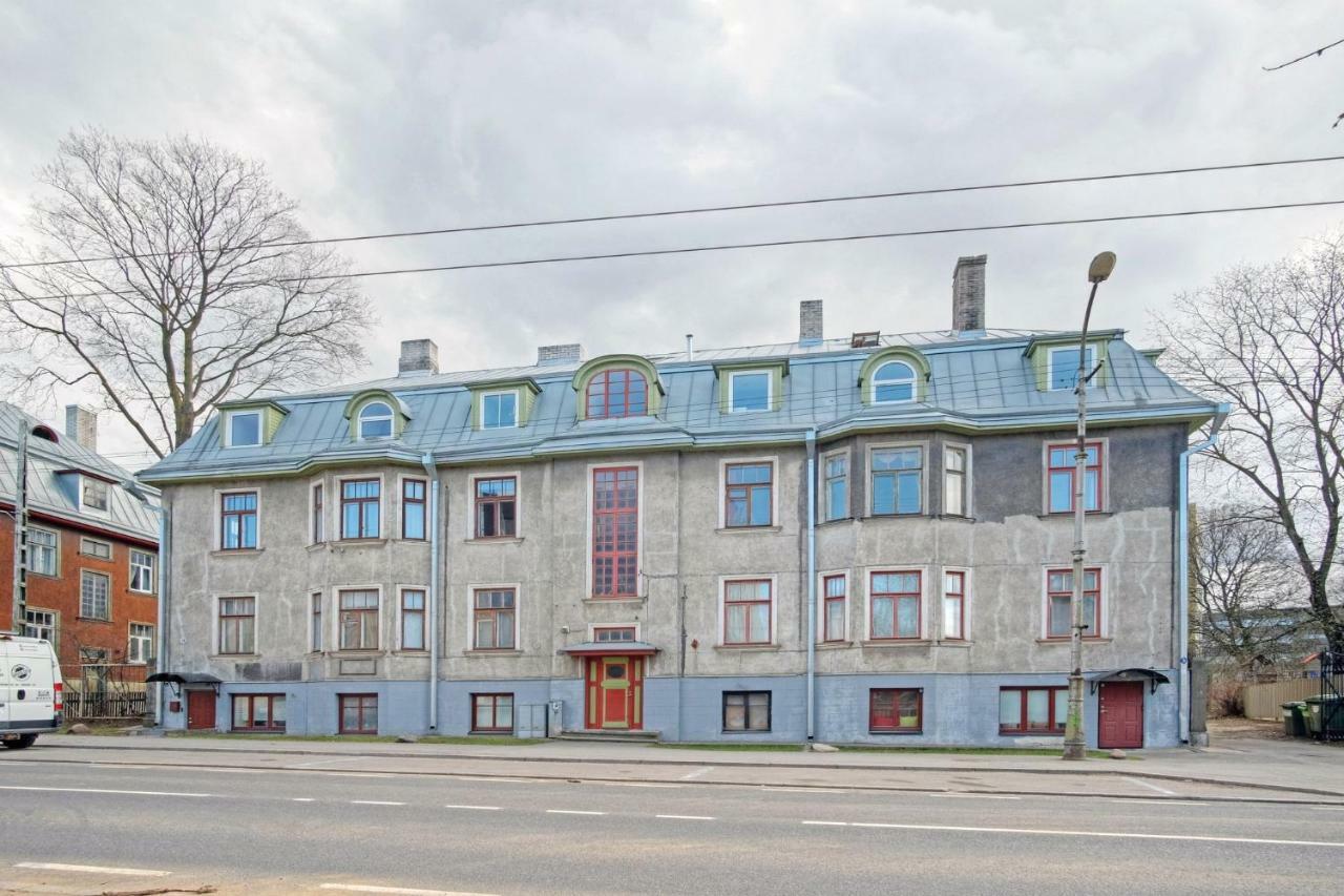 Studio On Tehnika 19 Tallinn Exterior foto