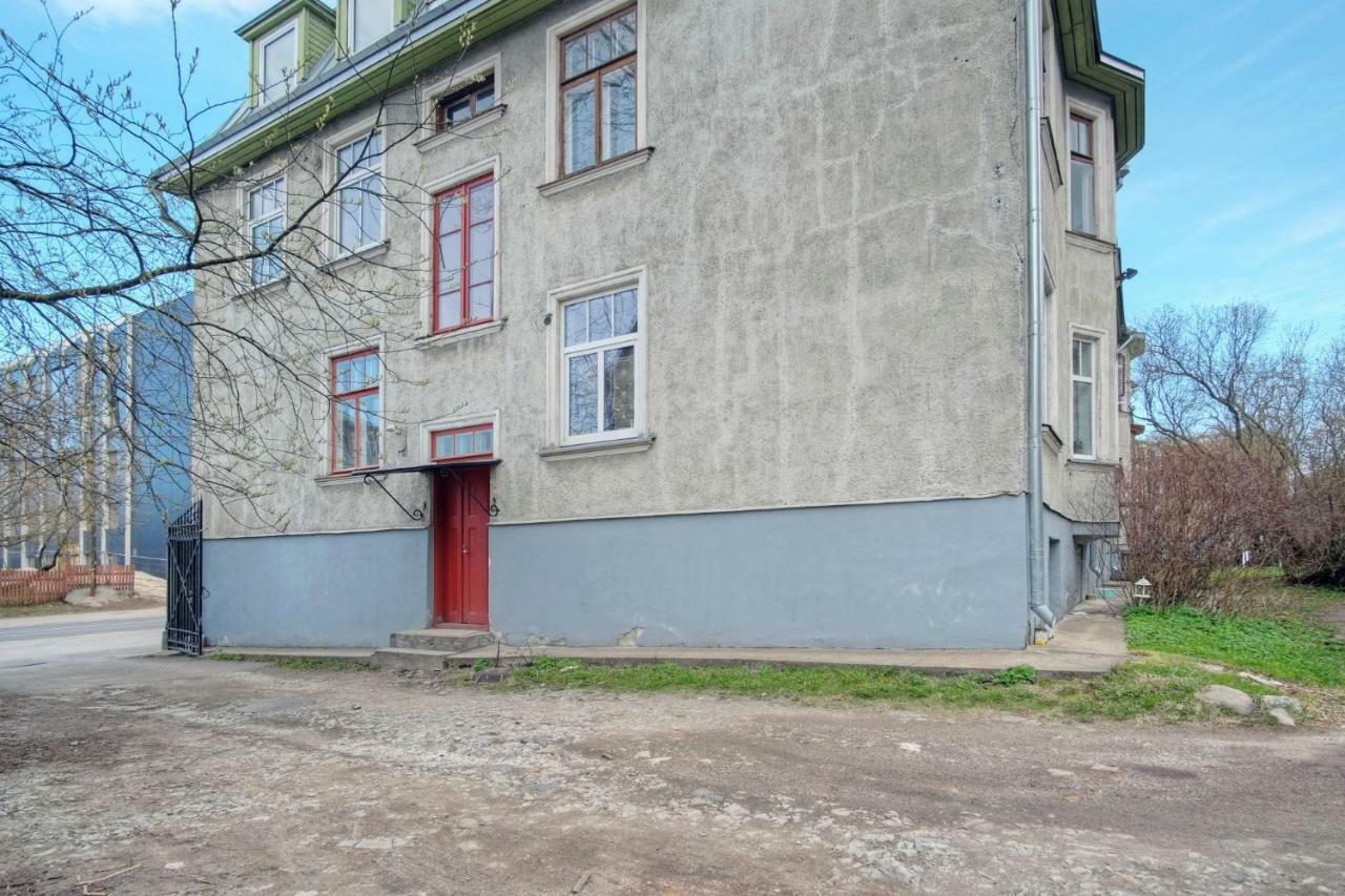 Studio On Tehnika 19 Tallinn Exterior foto