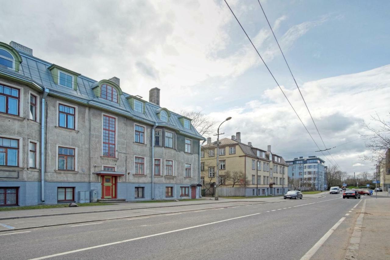 Studio On Tehnika 19 Tallinn Exterior foto